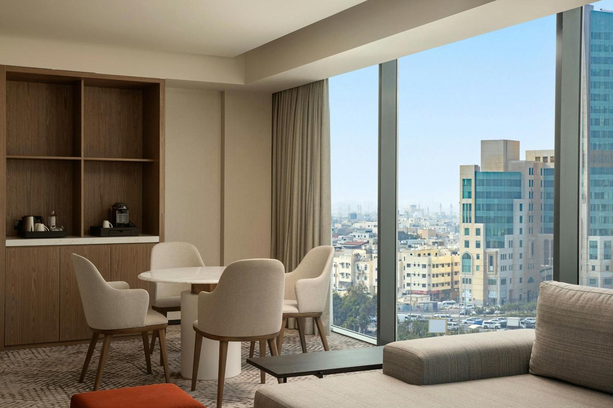 Sheraton Bahrain Hotel Al Manamah Esterno foto